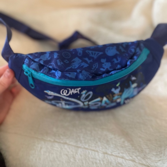 Walt Disney World Fanny pack - 50th celebration - Picture 2 of 2